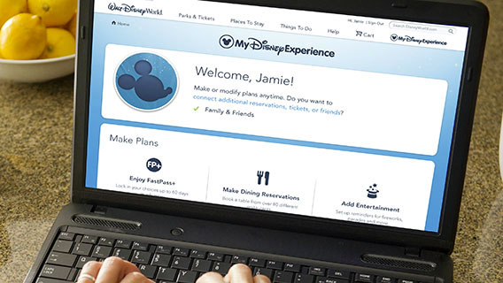 Guest using My Disney Experience on laptop